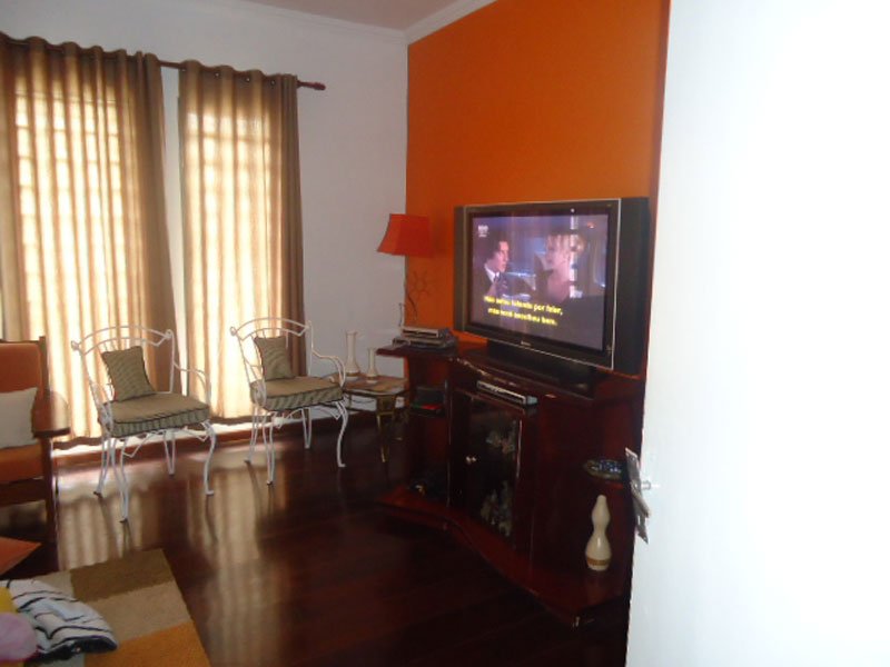 Alugar Casa / Padrão em São Carlos R$ 3.000,00 - Foto 2