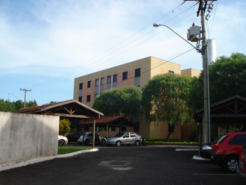 Apartamento / Padrão em São Carlos 