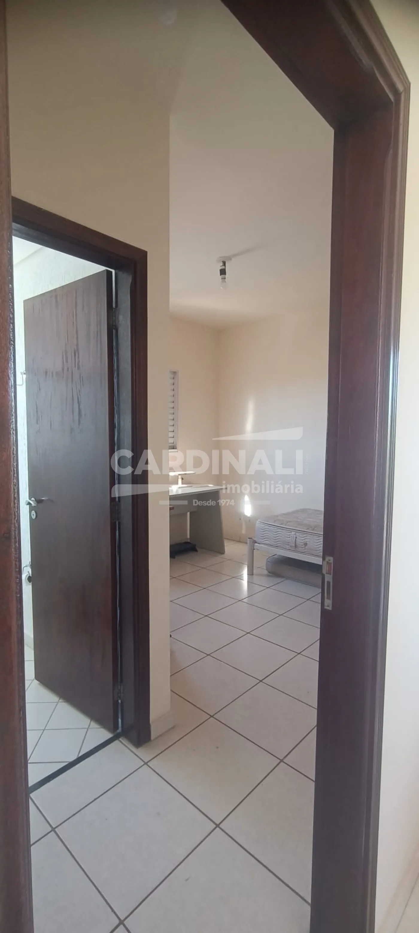 Alugar Apartamento / Padrão em São Carlos R$ 1.000,00 - Foto 7