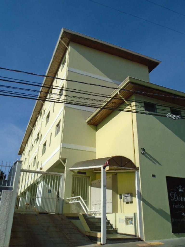 Apartamento / Padrão em São Carlos 