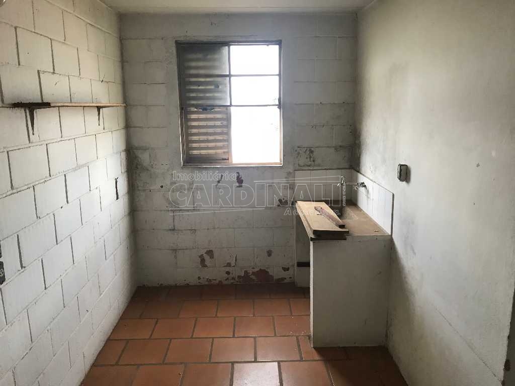 Alugar Apartamento / Kitnet em São Carlos R$ 367,00 - Foto 3
