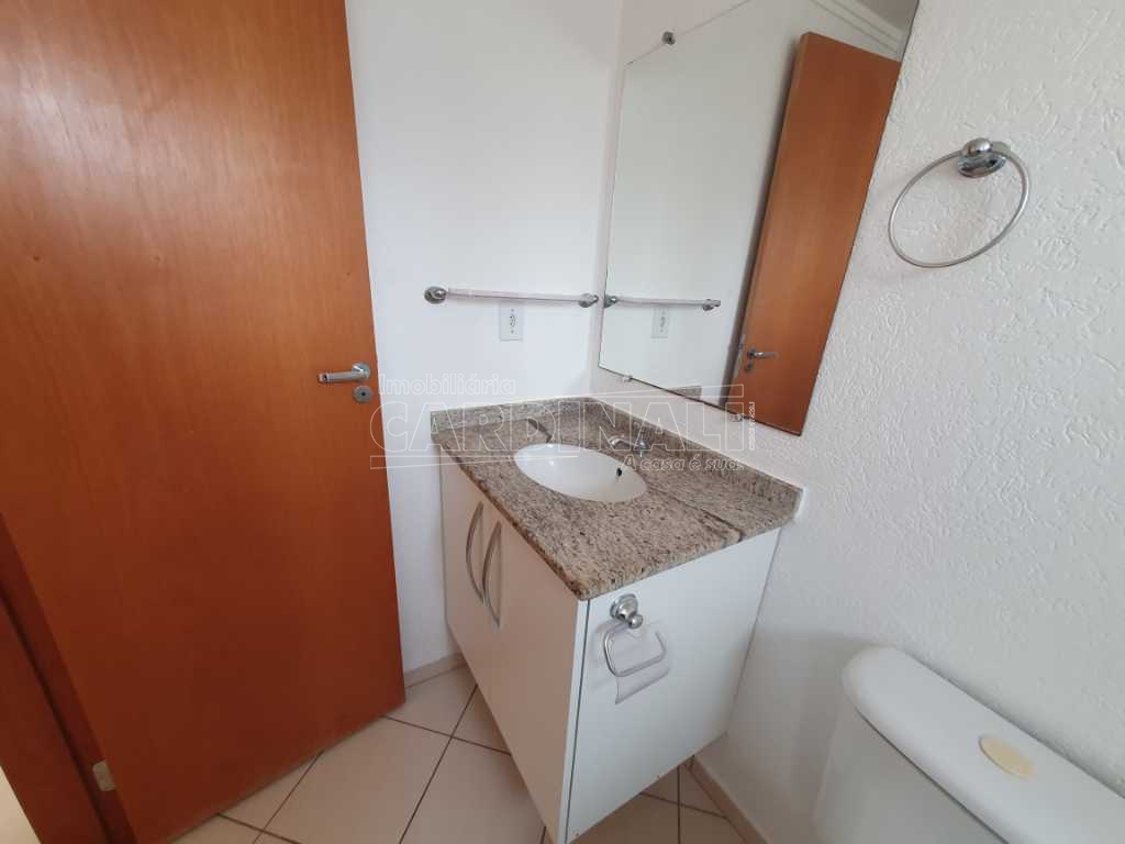 Alugar Apartamento / Padrão em São Carlos R$ 700,00 - Foto 1 Alugar Apartamento / Padrão em São Carlos R$ 700,00 - Foto 1
