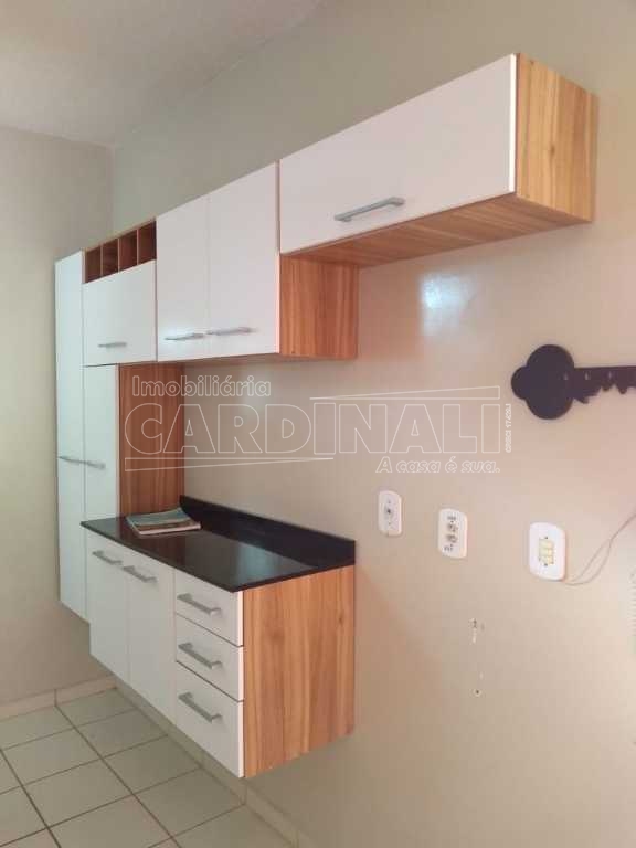 Alugar Casa / Condomínio em São Carlos R$ 1.112,00 - Foto 12