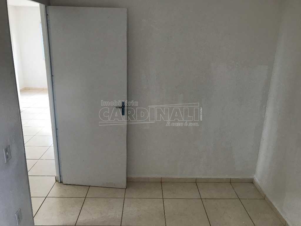 Alugar Casa / Padrão em São Carlos R$ 889,00 - Foto 10