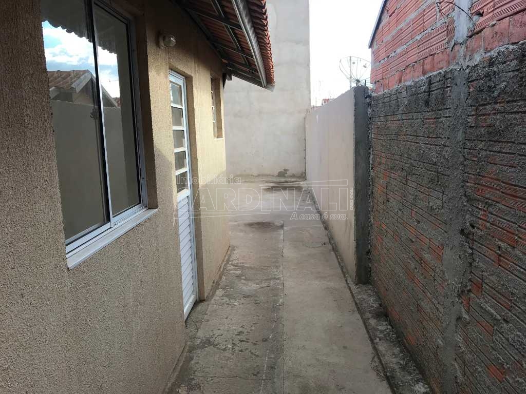 Alugar Casa / Padrão em São Carlos R$ 889,00 - Foto 4