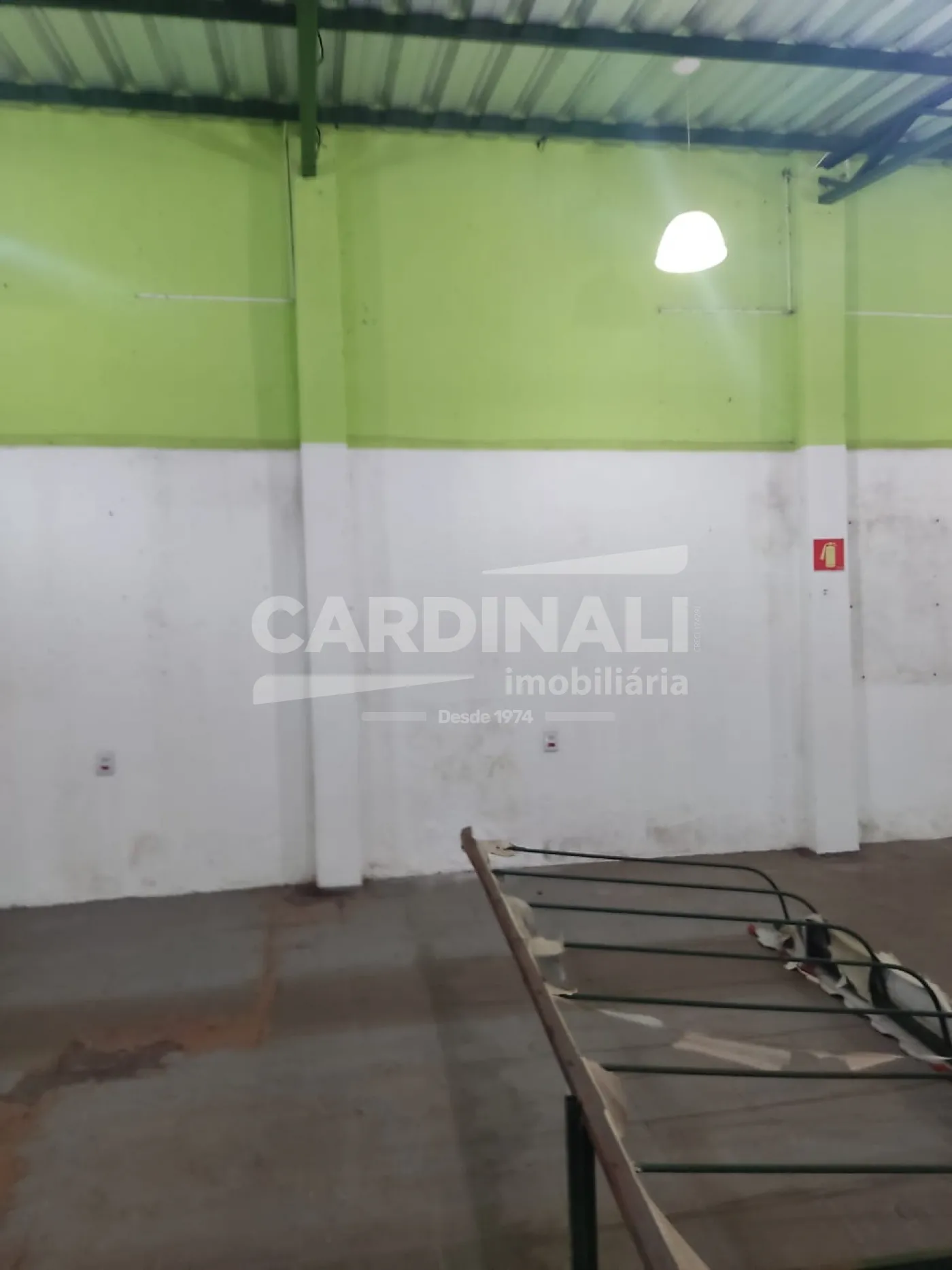 Comprar Comercial / Galpão em Araraquara R$ 350.000,00 - Foto 12