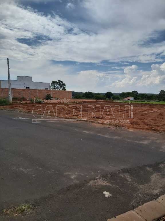 Terreno / Área em Araraquara , Comprar por R$692.473,00