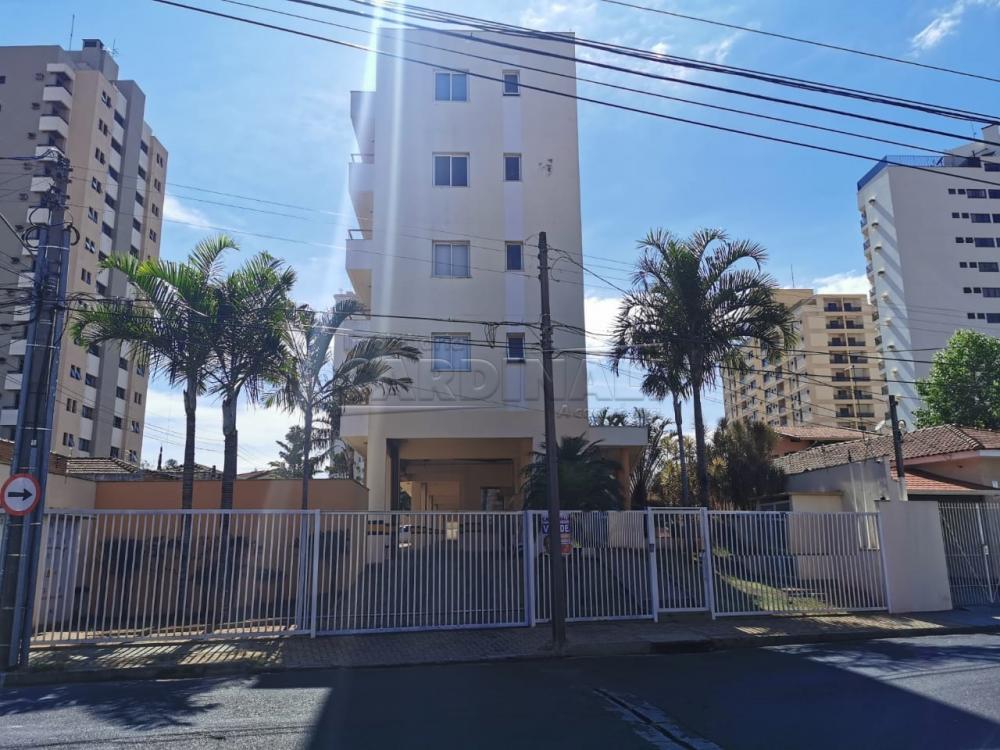 Apartamento / Padrão em Araraquara Alugar por R$600,00