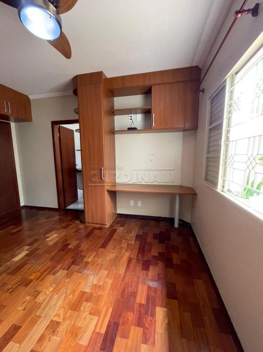 Alugar Casa / Padrão em São Carlos R$ 3.500,00 - Foto 8