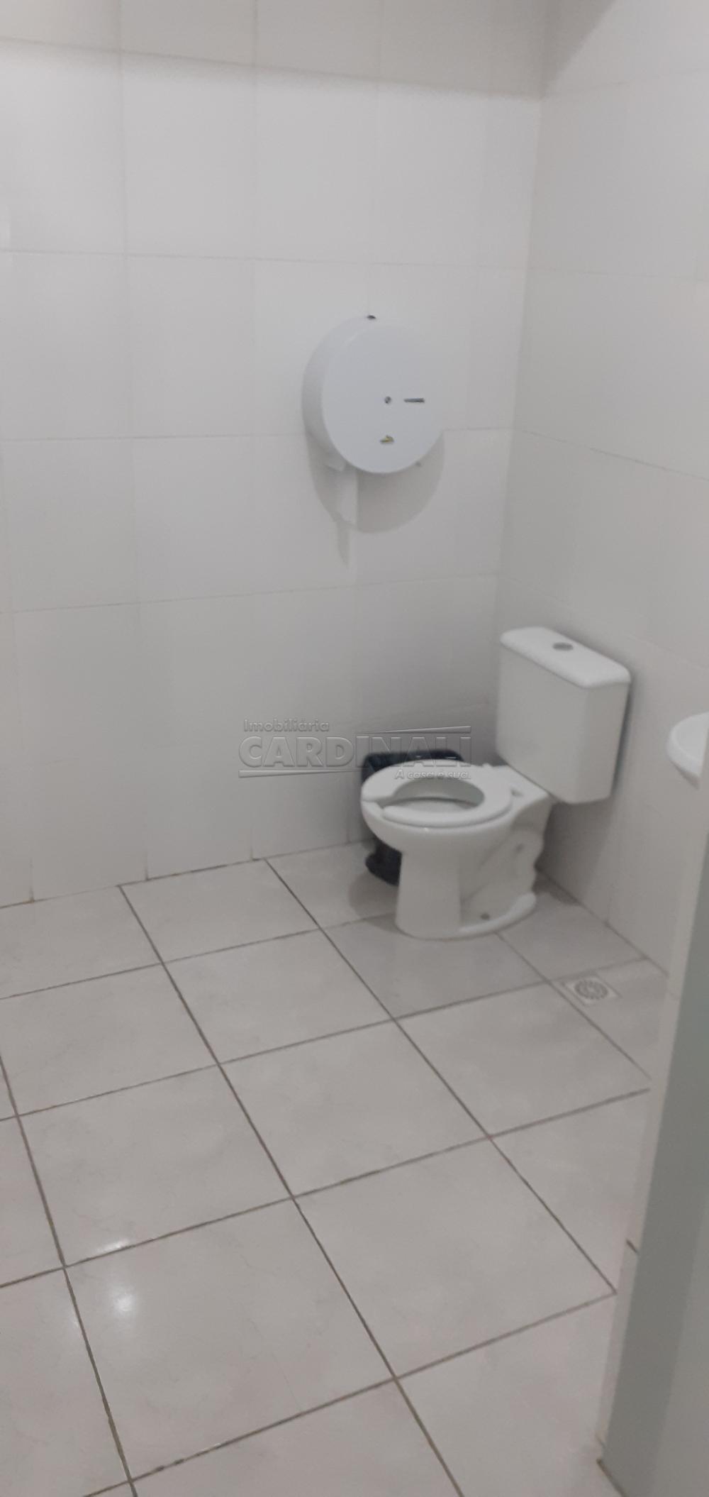 Alugar Comercial / Salão em São Carlos R$ 8.890,00 - Foto 9 Alugar Comercial / Salão em São Carlos R$ 8.890,00 - Foto 9