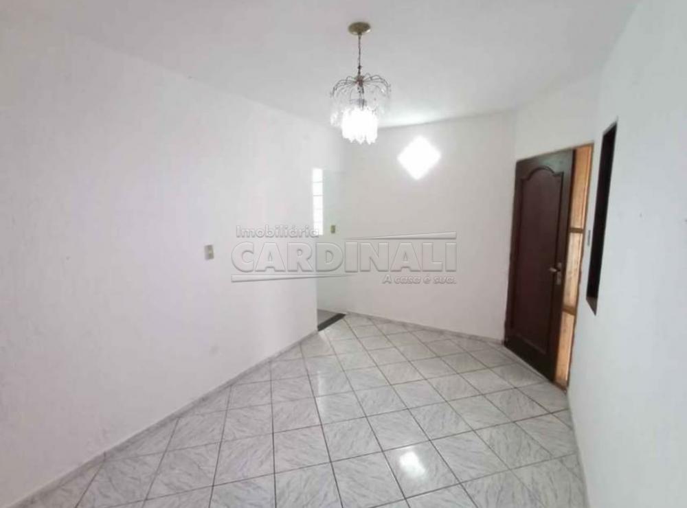Alugar Casa / Padrão em São Carlos R$ 1.112,00 - Foto 8