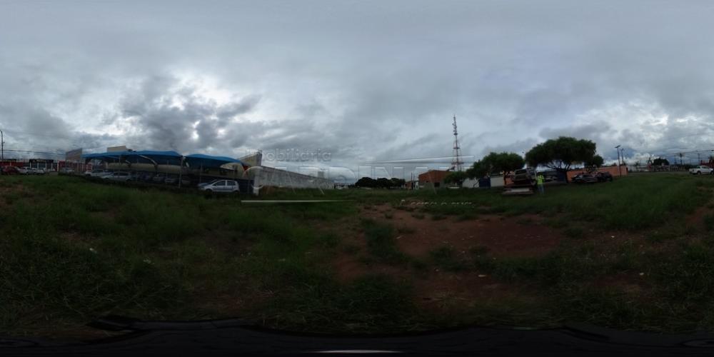 Comercial / Ponto Comercial em São Carlos Alugar por R$2.200,00
