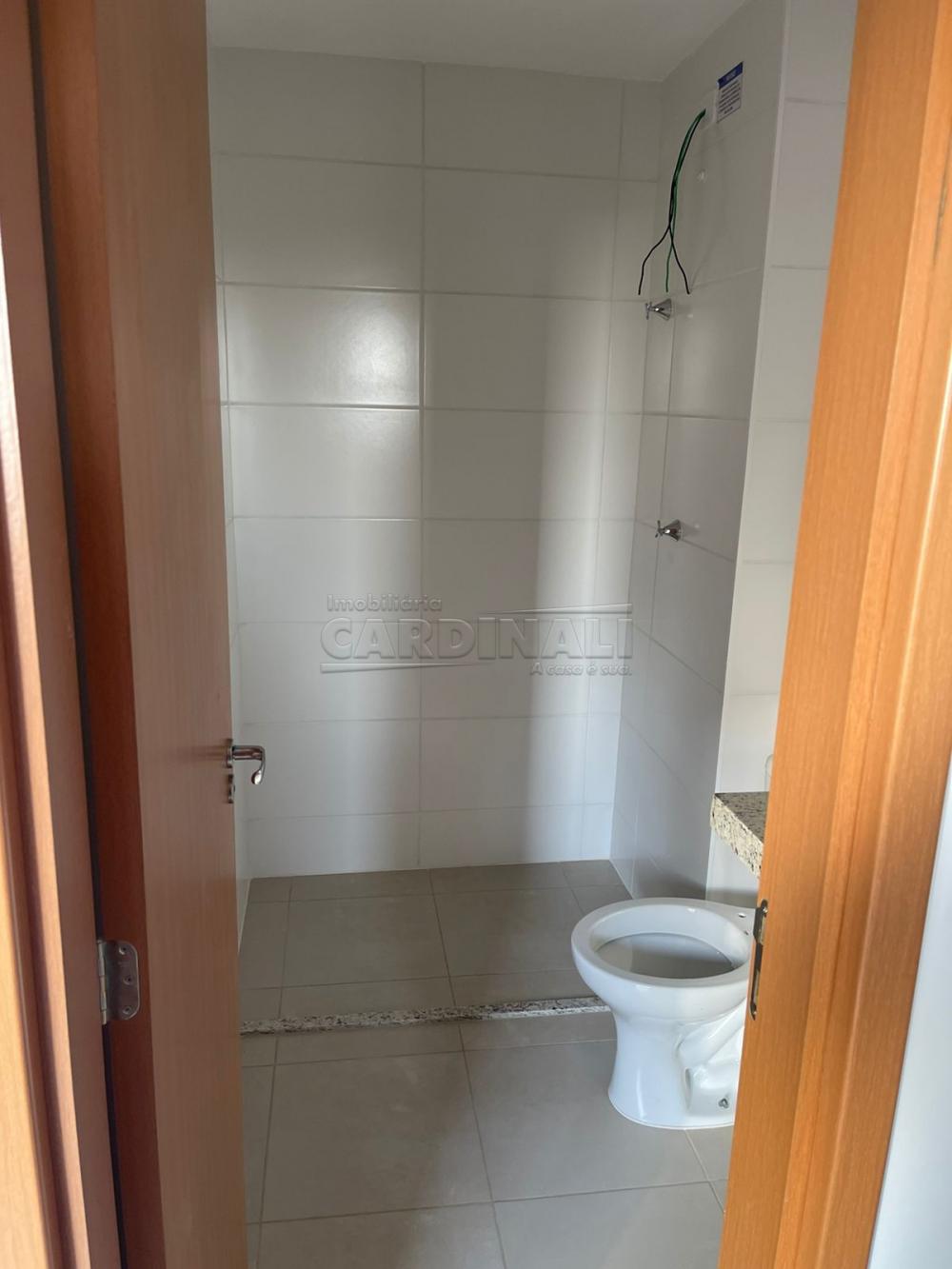 Alugar Apartamento / Padrão em Araraquara R$ 1.000,00 - Foto 5
