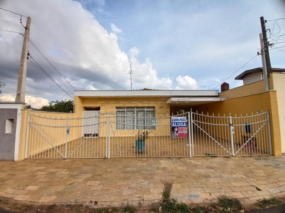 Alugar Casa / Padrão em São Carlos R$ 1.600,00 - Foto 1