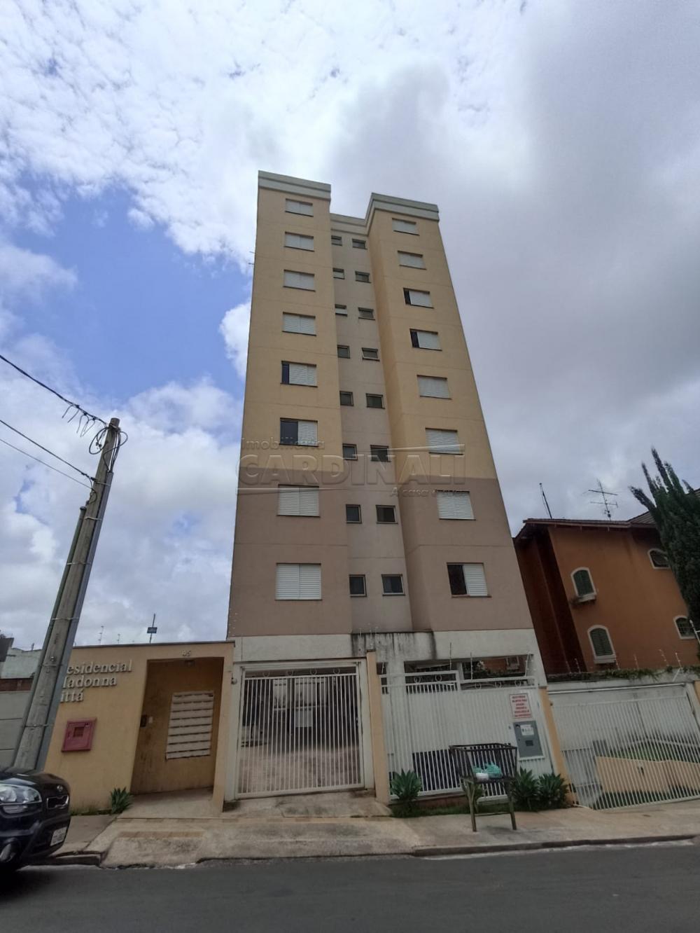 Apartamento / Padrão em São Carlos , Comprar por R$300.000,00