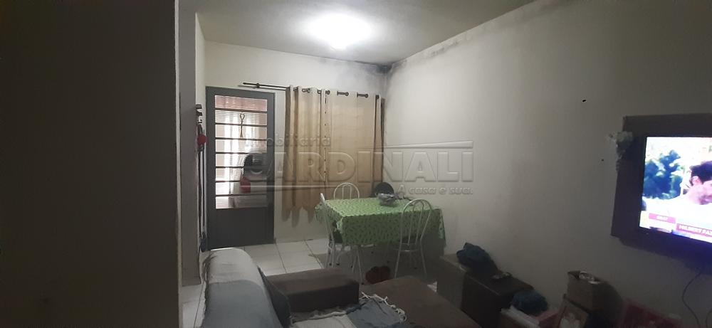 Alugar Casa / Padrão em São Carlos R$ 667,00 - Foto 10