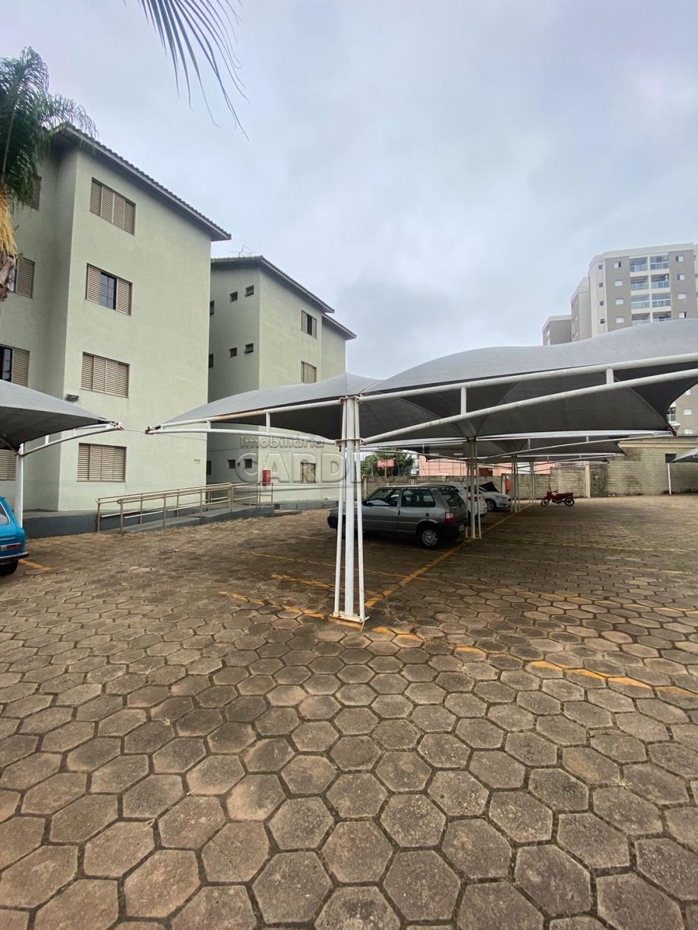 Apartamento / Padrão em São Carlos Alugar por R$1.112,00