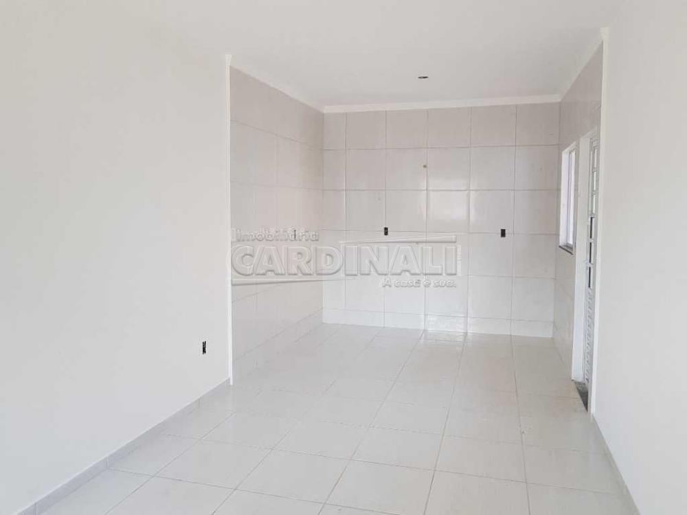 Alugar Casa / Condomínio em São Carlos R$ 1.223,00 - Foto 4