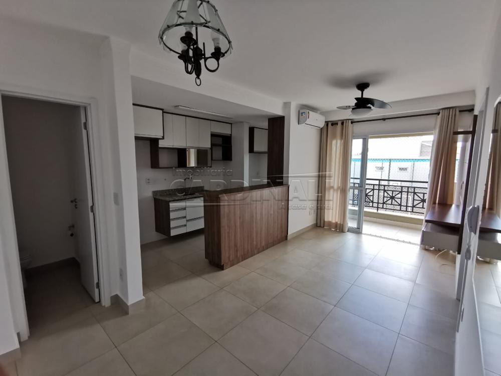 Apartamento / Padrão em Araraquara Alugar por R$2.500,00