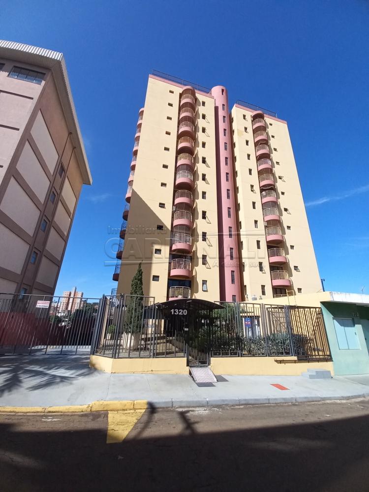 Alugar Apartamento / Padrão em São Carlos R$ 1.112,00 - Foto 1