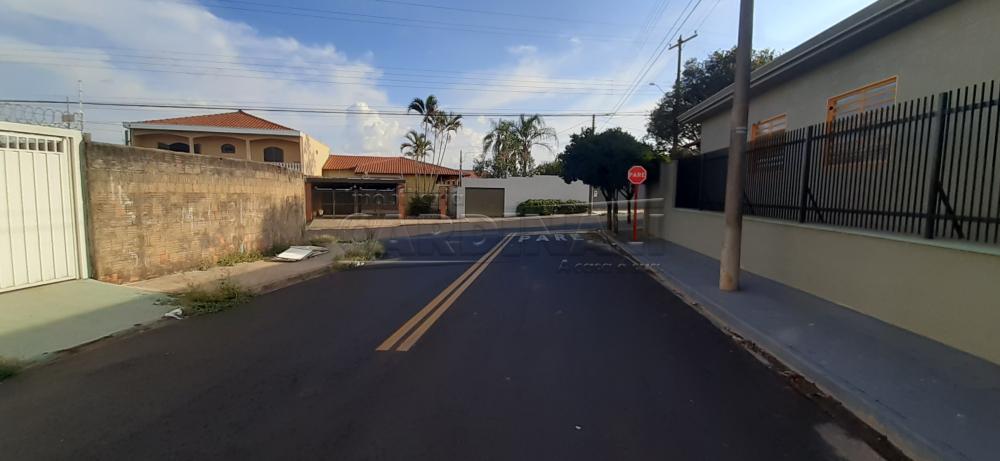 Alugar Casa / Sobrado em São Carlos R$ 2.223,00 - Foto 2