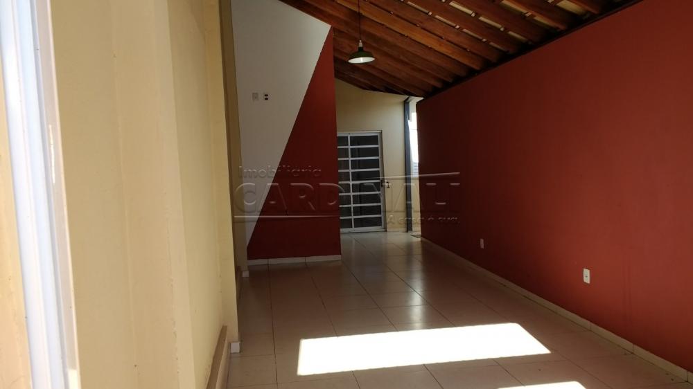 Casa / Padrão em Araraquara Alugar por R$1.125,00