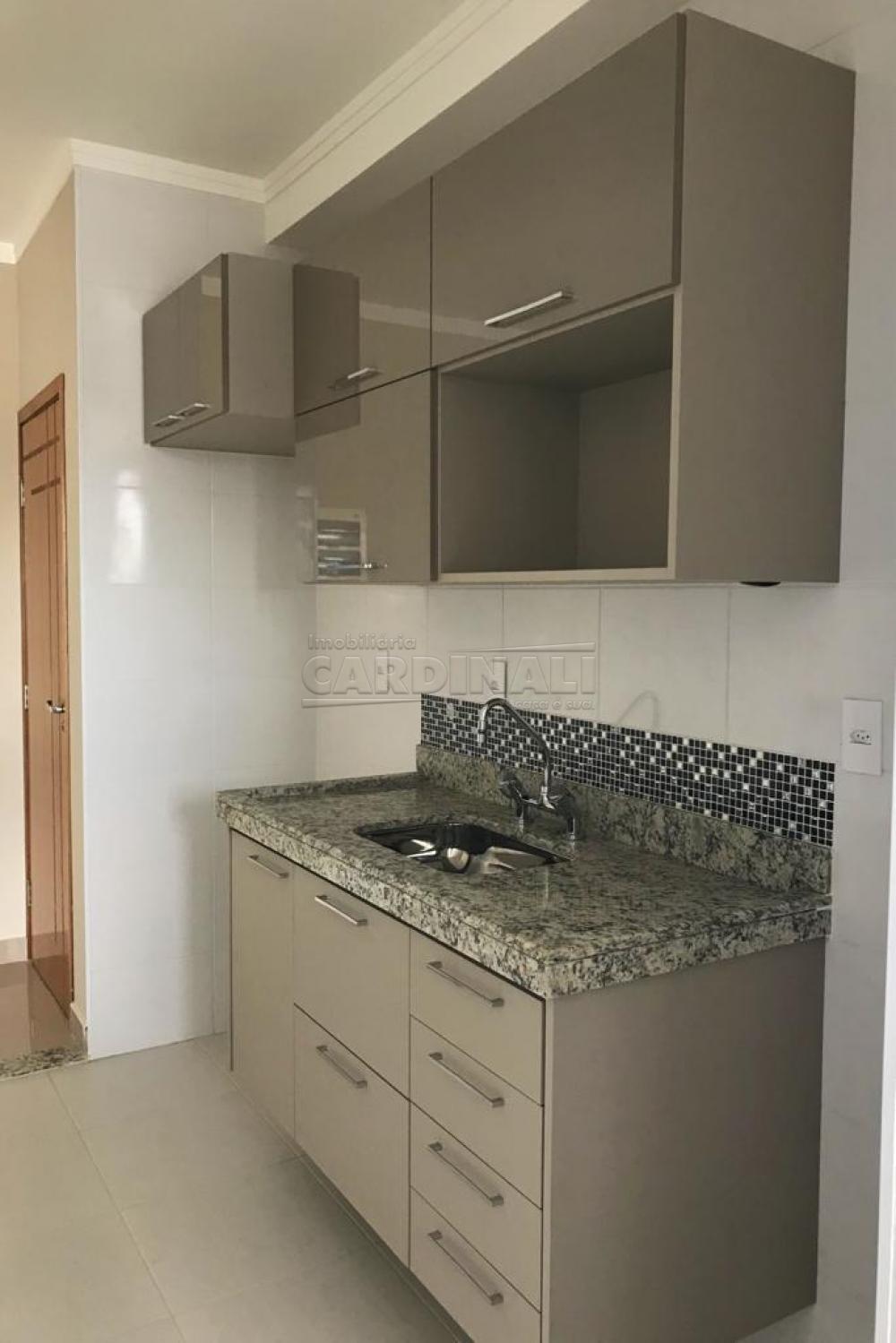 Comprar Apartamento / Padrão em São Carlos R$ 600.000,00 - Foto 9