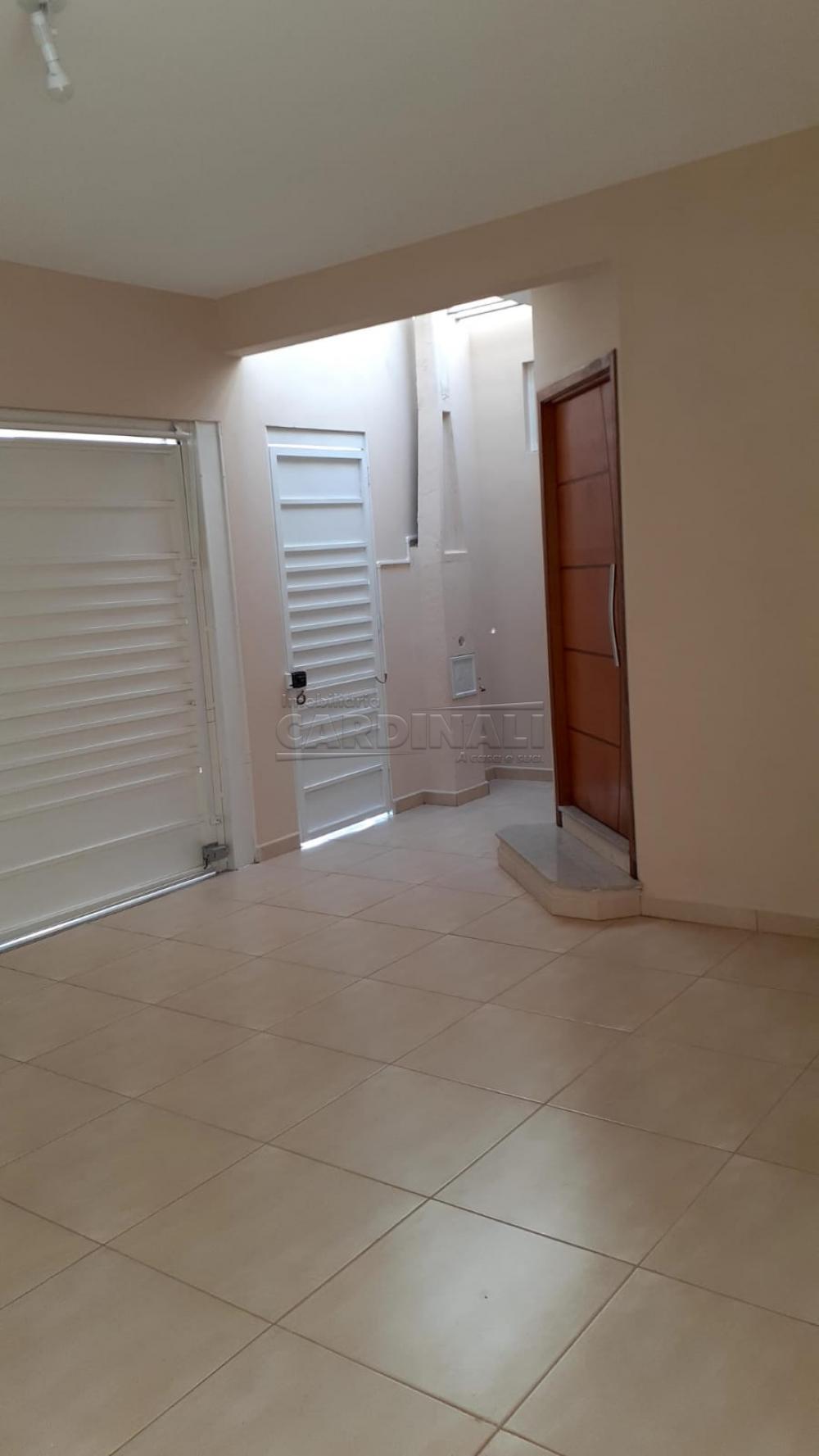 Alugar Casa / Padrão em São Carlos R$ 2.889,00 - Foto 4