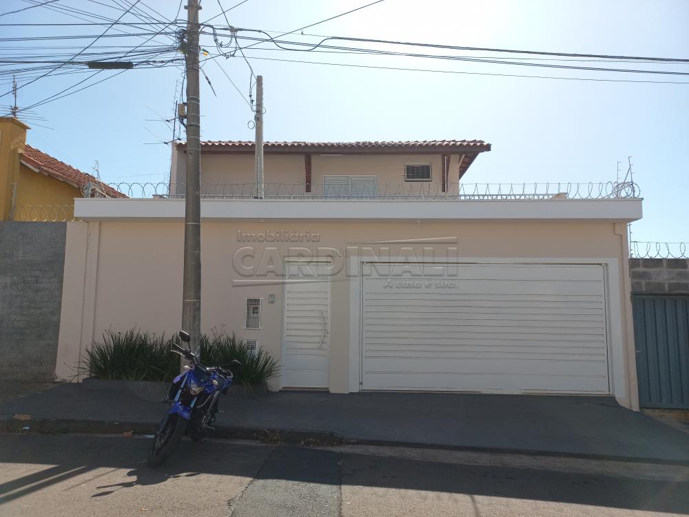 Alugar Casa / Padrão em São Carlos R$ 2.889,00 - Foto 1