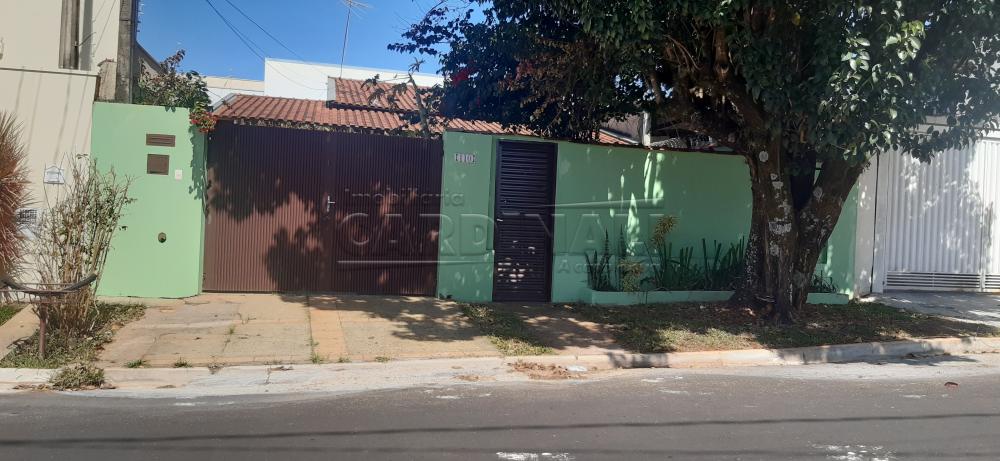 Casa / Padrão em São Carlos Alugar por R$1.889,00