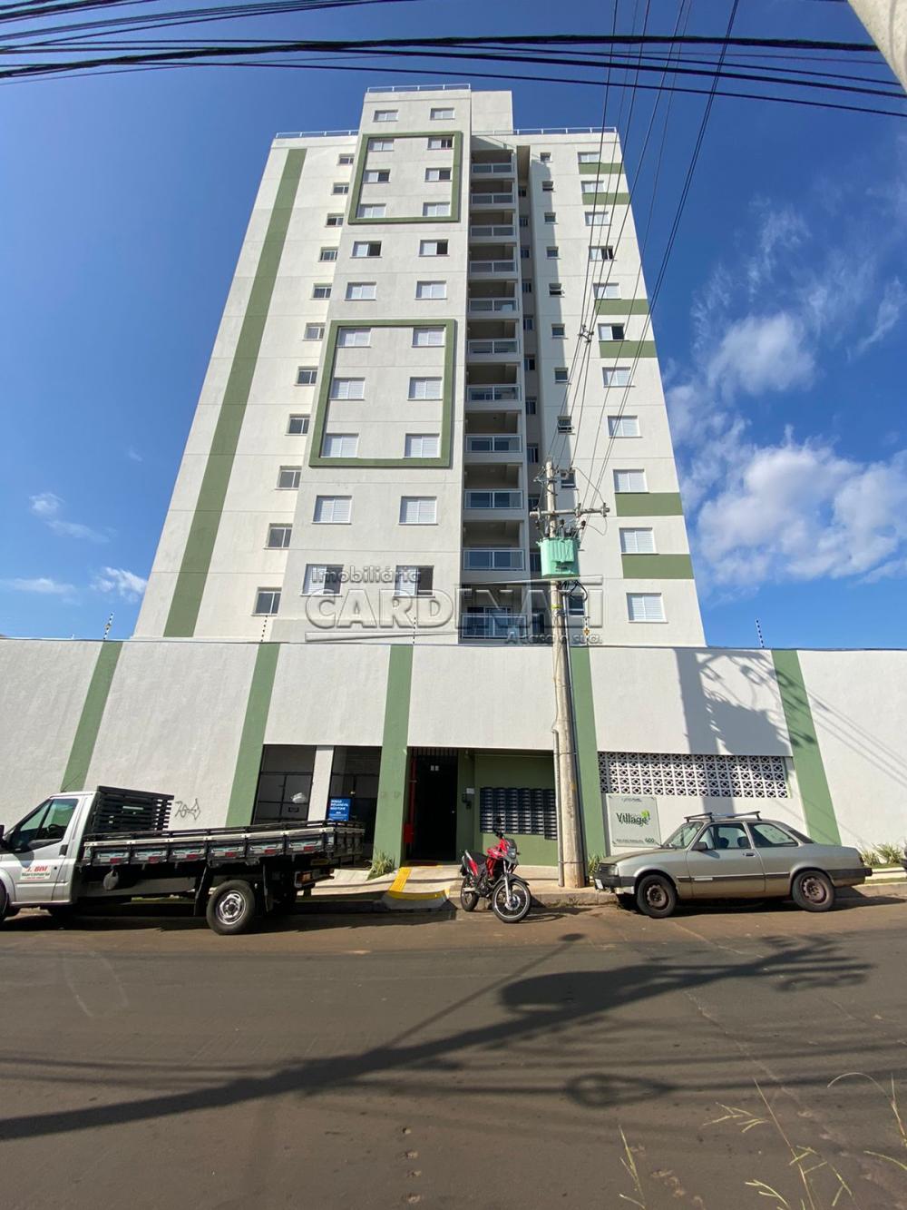 Alugar Apartamento / Padrão em São Carlos R$ 1.112,00 - Foto 1