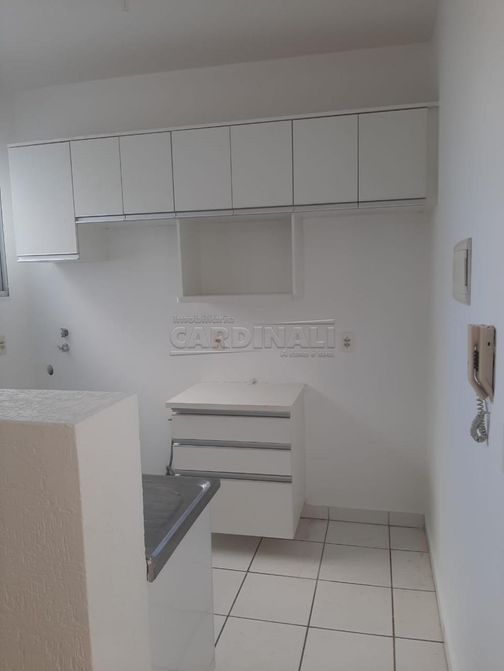 Alugar Apartamento / Padrão em Araraquara R$ 700,00 - Foto 6