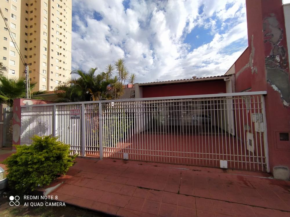 Casa / Padrão em Araraquara Alugar por R$5.000,00