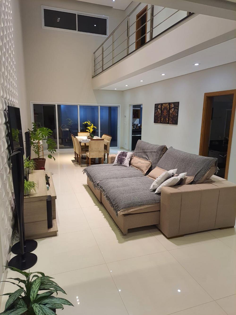 Alugar Casa / Condomínio em São Carlos R$ 4.445,00 - Foto 2