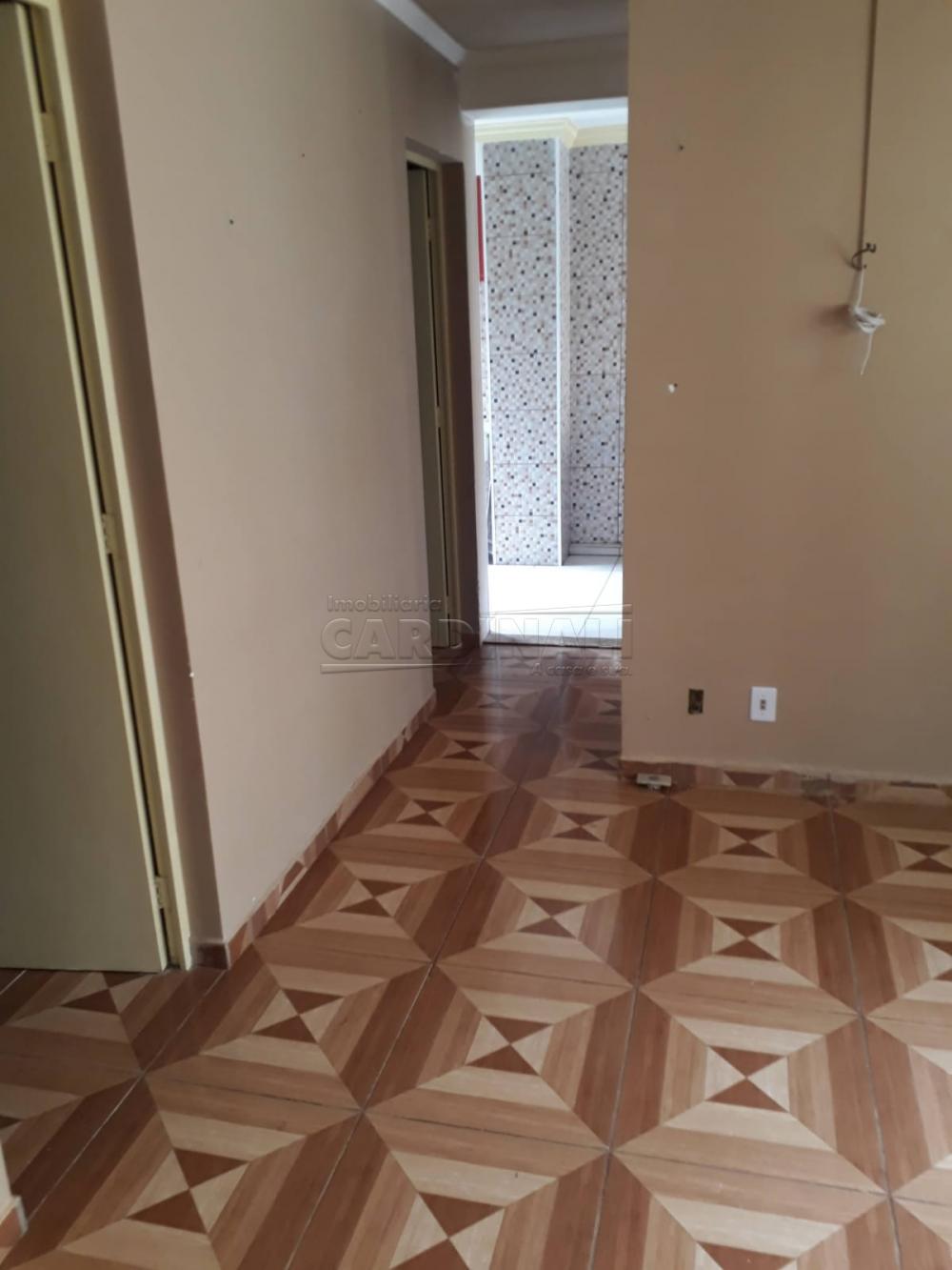 Apartamento / Padrão em São Carlos 