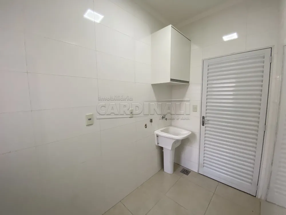 Alugar Casa / Padrão em São Carlos R$ 2.800,00 - Foto 10