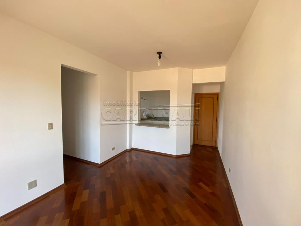 Alugar Apartamento / Padrão em São Carlos R$ 1.556,00 - Foto 3