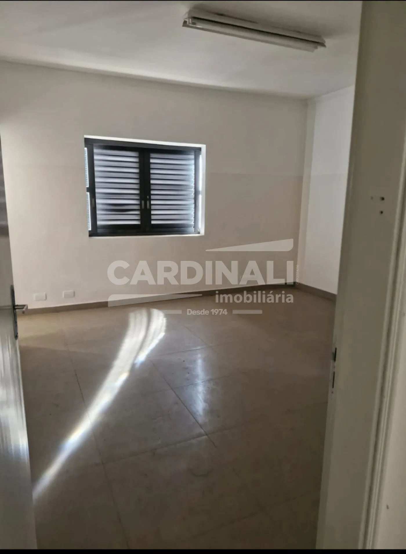 Dormitório Comprar Comercial / Prédio em São Carlos R$ 1.800.000,00 - Foto 11