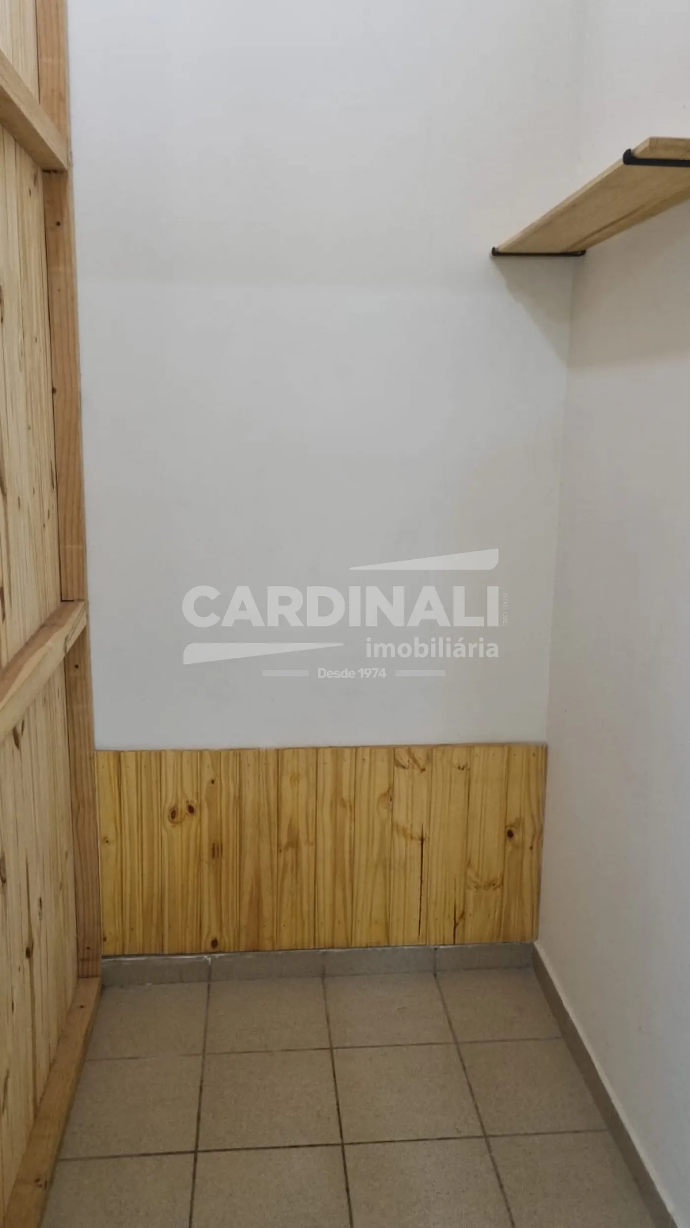 Alugar Comercial / Sala em São Carlos R$ 2.000,00 - Foto 8