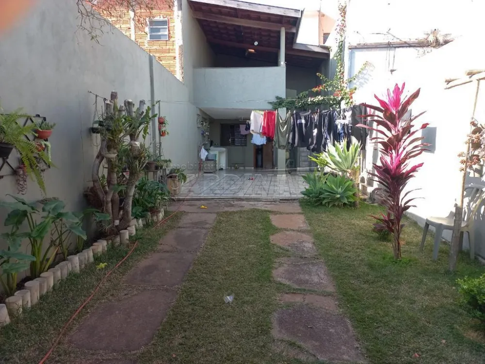 Casa / Padrão em São Carlos Alugar por R$2.223,00