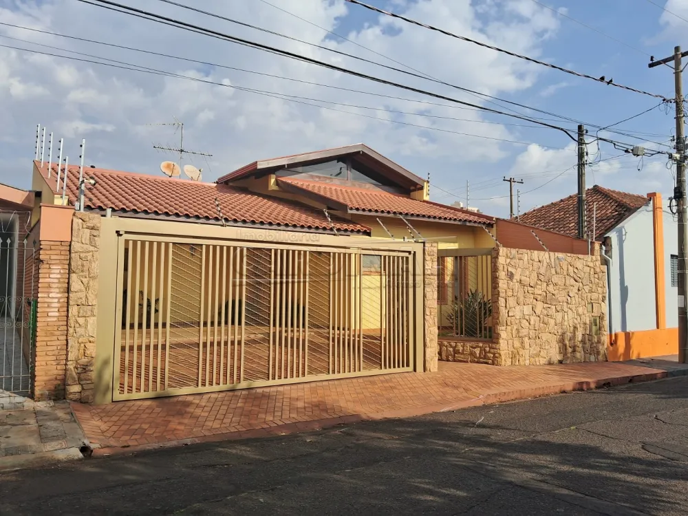 Casa / Padrão em Araraquara , Comprar por R$730.000,00