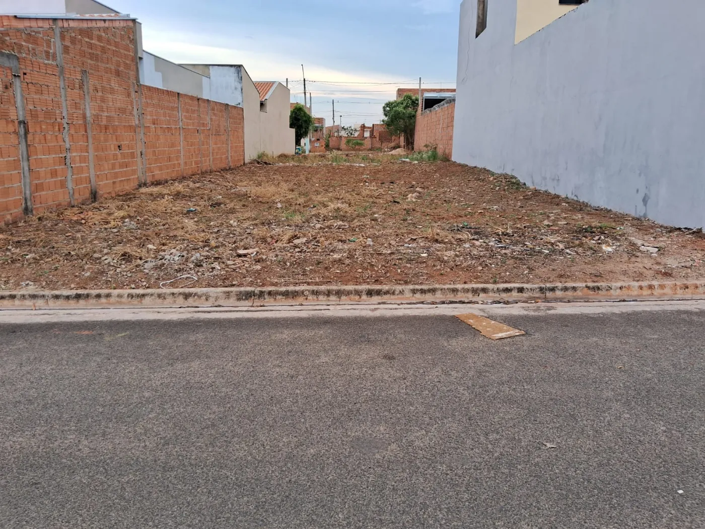 Terreno / Padrão em Araraquara , Comprar por R$120.000,00