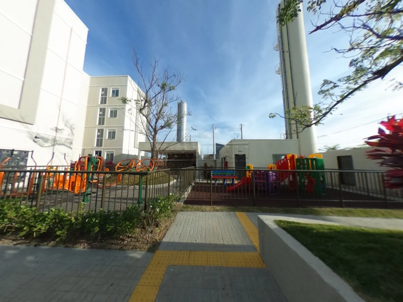 Alugar Apartamento / Padrão em São Carlos R$ 1.358,00 - Foto 2