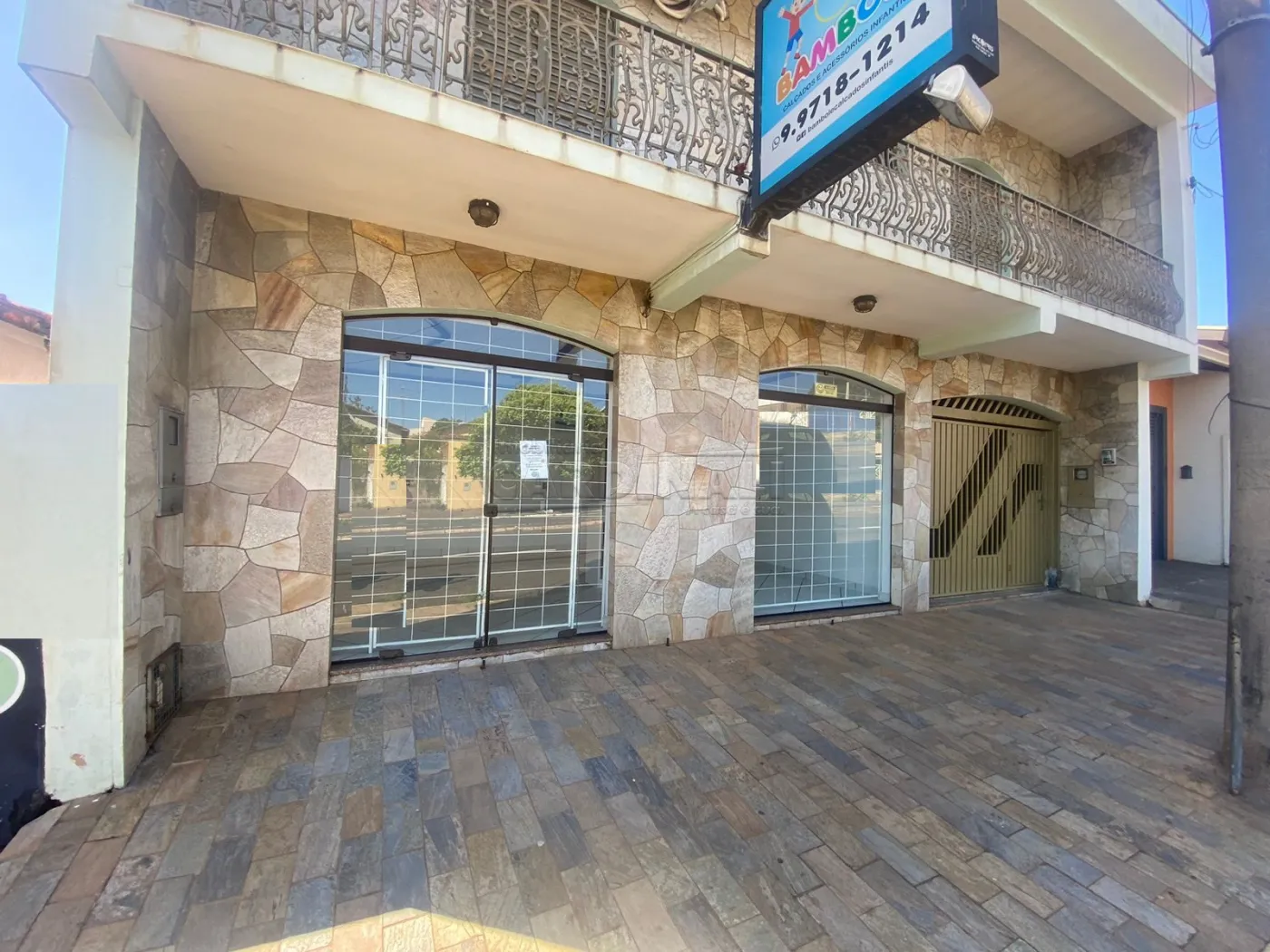 Comercial / Sala em São Carlos Alugar por R$1.500,00