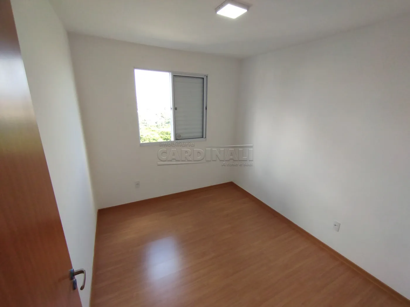 dorm 02 Alugar Apartamento / Padrão em São Carlos R$ 1.550,00 - Foto 7