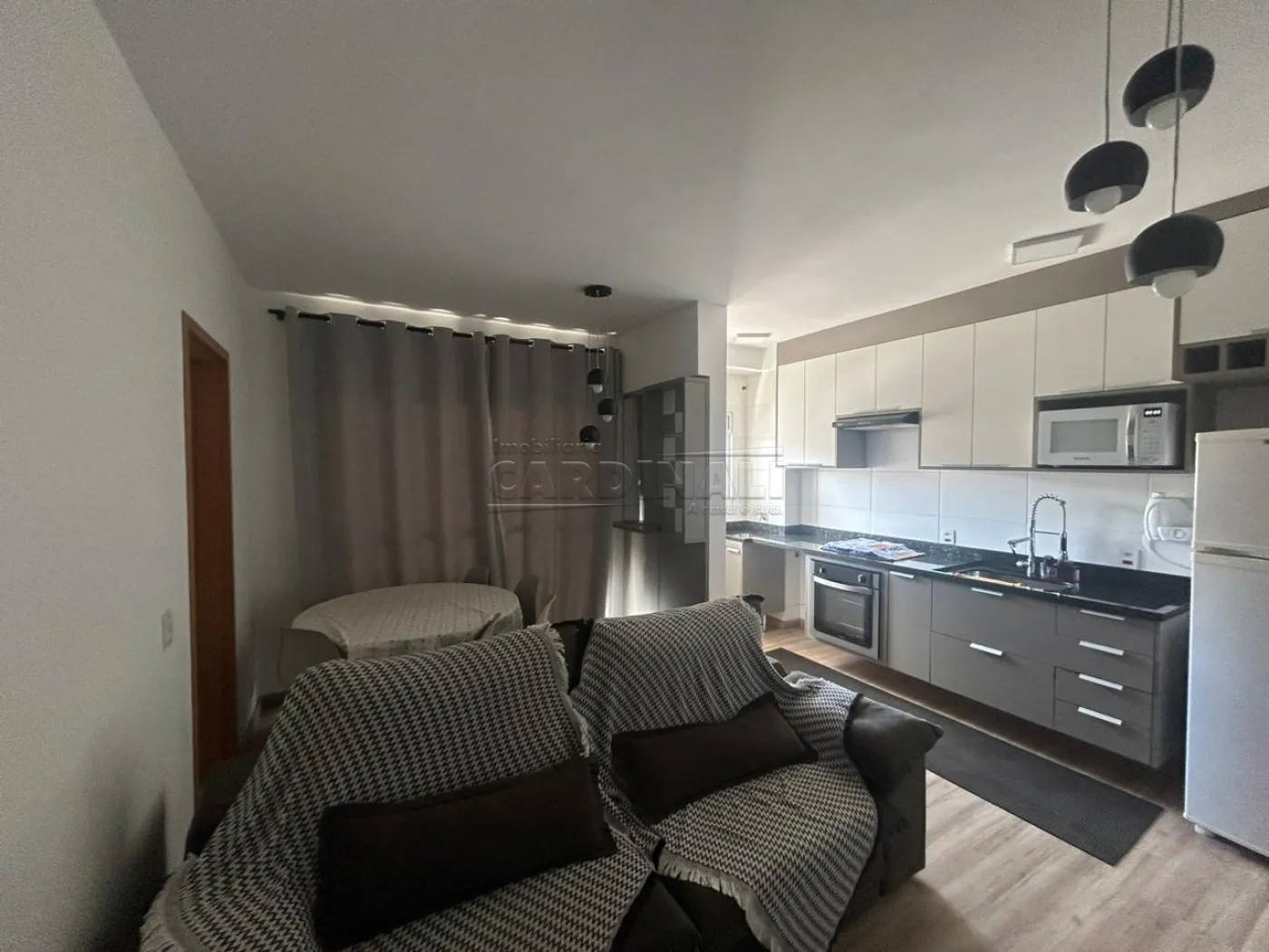 Alugar Apartamento / Padrão em São Carlos R$ 2.000,00 - Foto 6