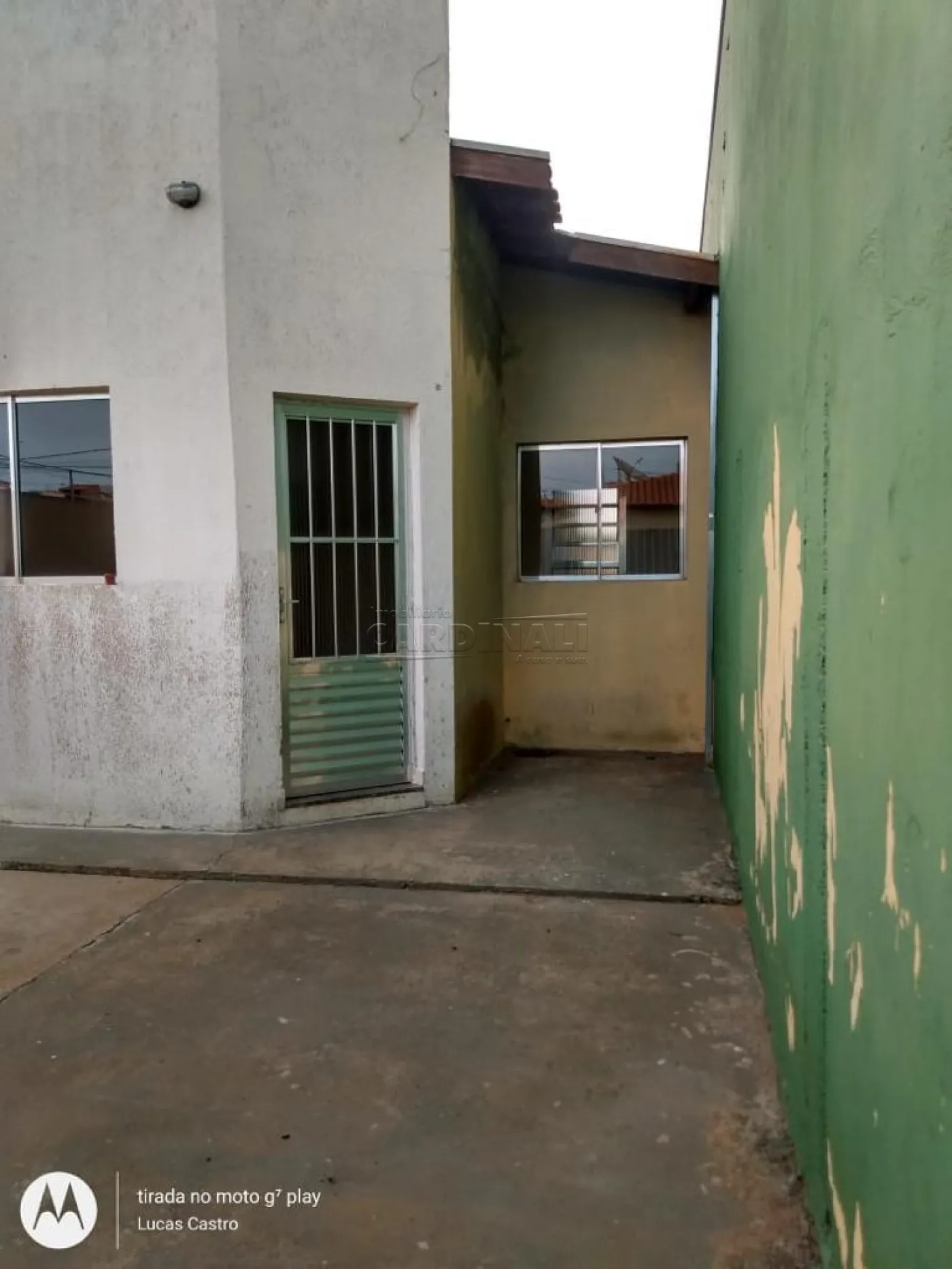 Comprar Casa / Padrão em São Carlos R$ 180.000,00 - Foto 1