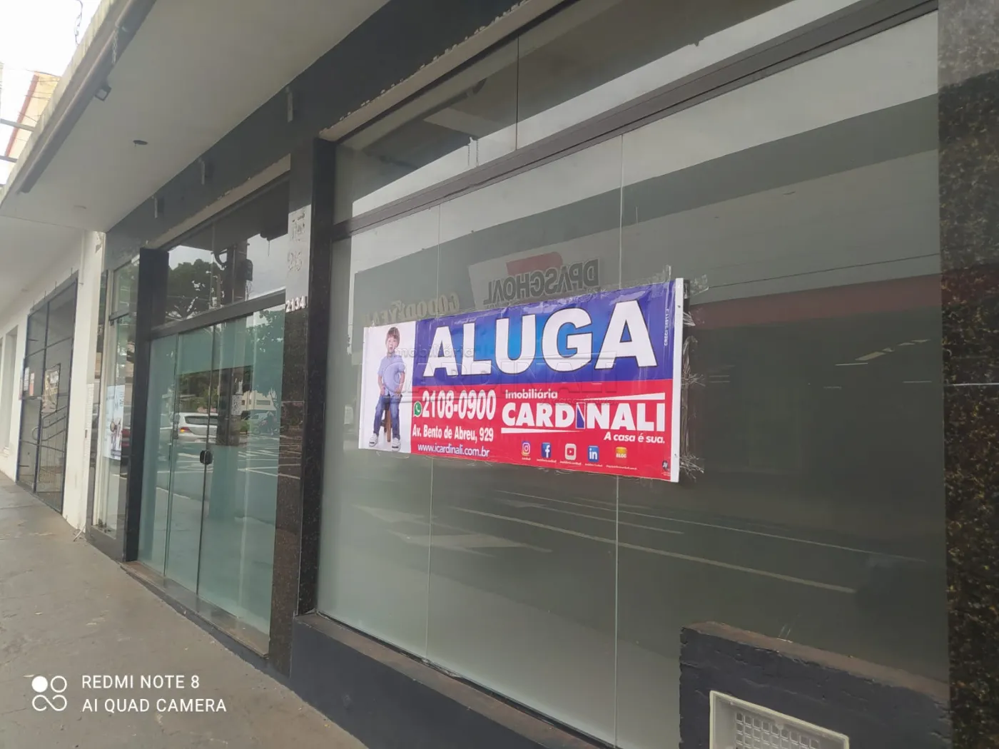 Comercial / Salão em Araraquara Alugar por R$2.400,00