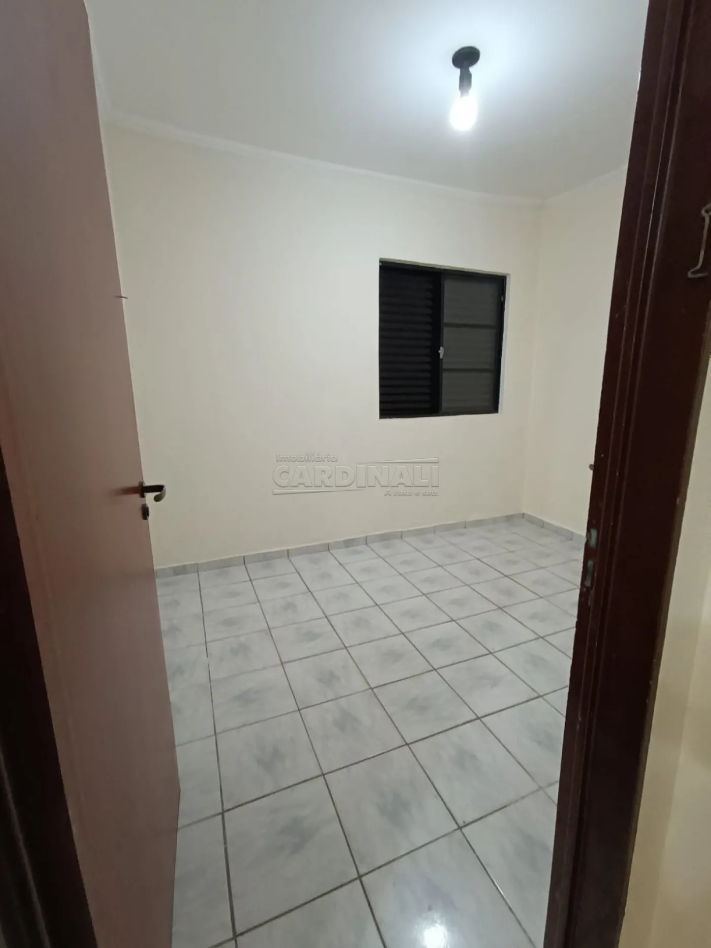Alugar Apartamento / Padrão em São Carlos R$ 850,00 - Foto 11