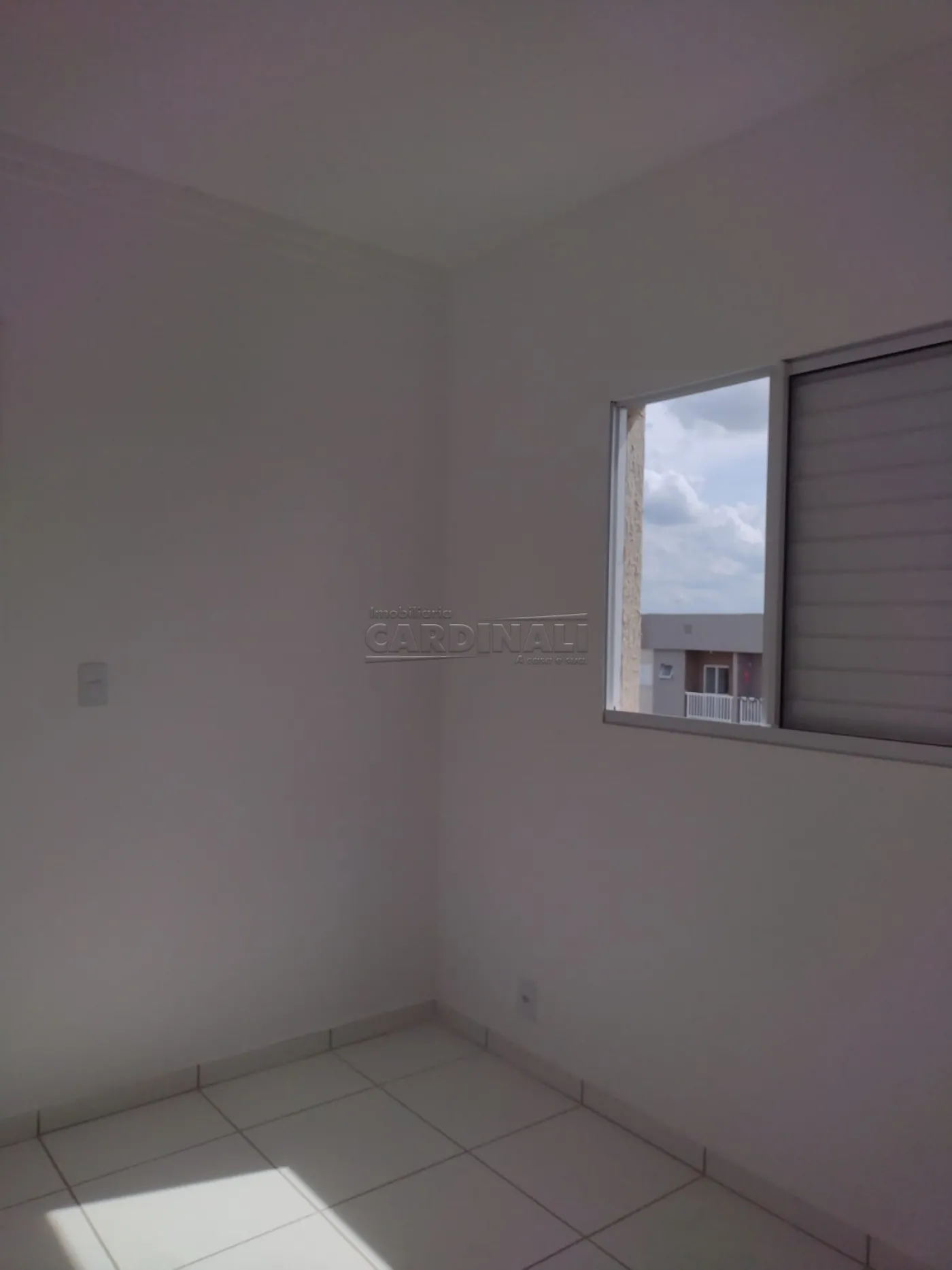 Vila das Orquídeas, Apartamento - Padrão - Jardim Jockei Club A - São Carlos  R$ 1.056,00. Cód.: 202006